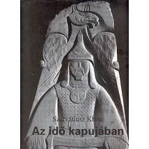 AZ IDŐ KAPUJÁBAN